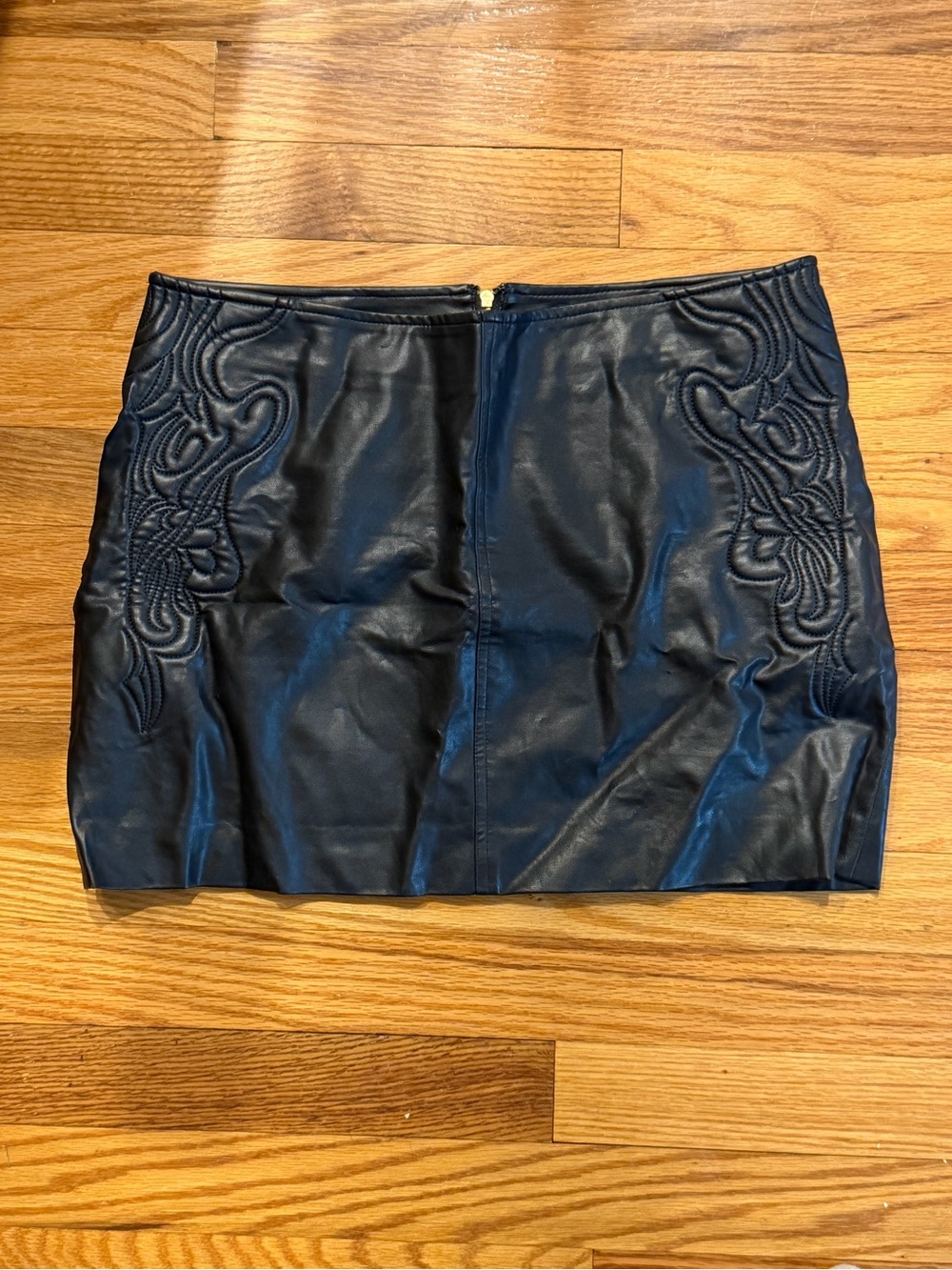 GUESS Black Faux Leather Embossed Mini Skirt